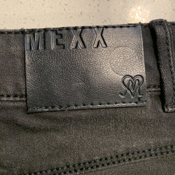 Mexx denim mini skirt - size 5 or 6 - Picture 7 of 10